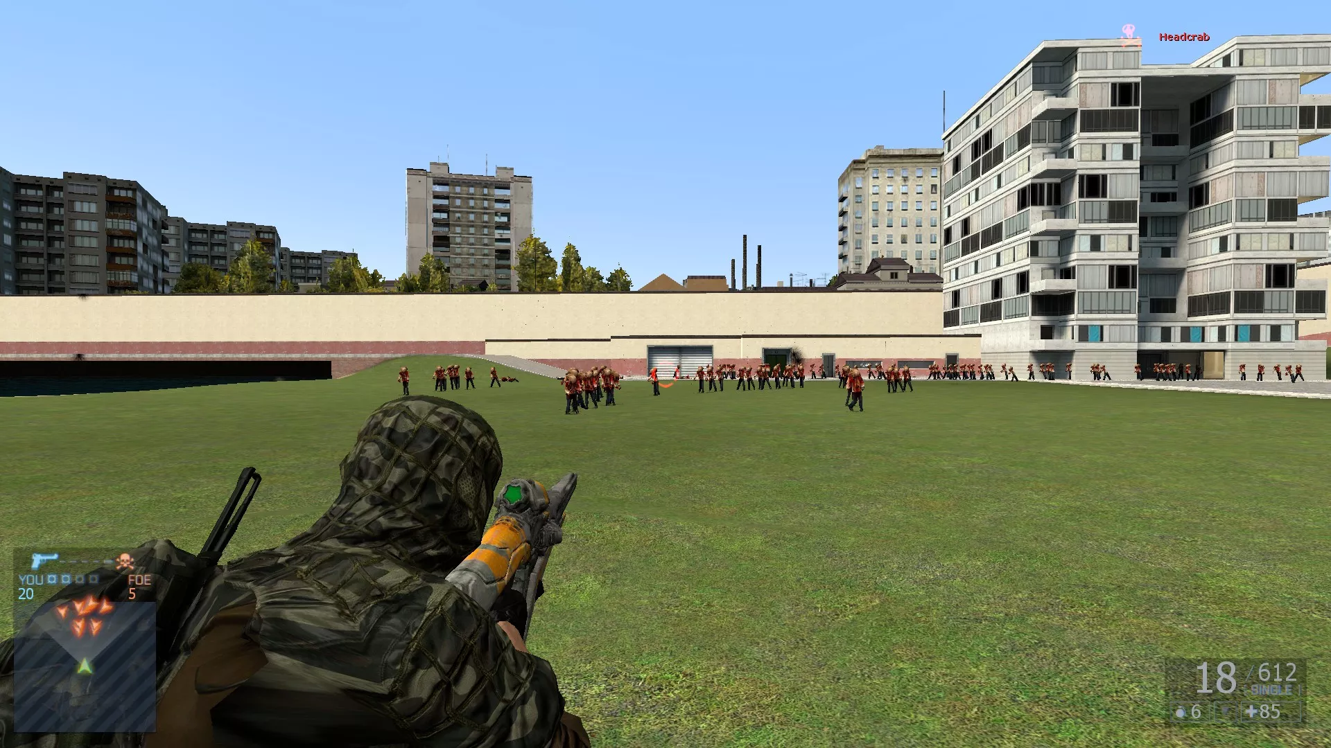 Comment être en 3ème personne sur GMOD ?
